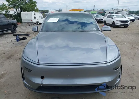 2026 Tesla Model Y z USA, uszkodzony, nr VIN 7SAYGDEE0TA381400